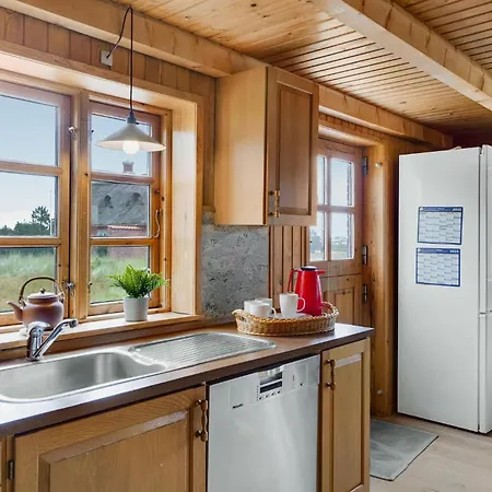 Holiday home 4 Bedroom Cozy In Fan Sonderho