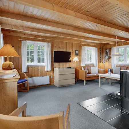 Holiday home 4 Bedroom Cozy In Fan Sonderho