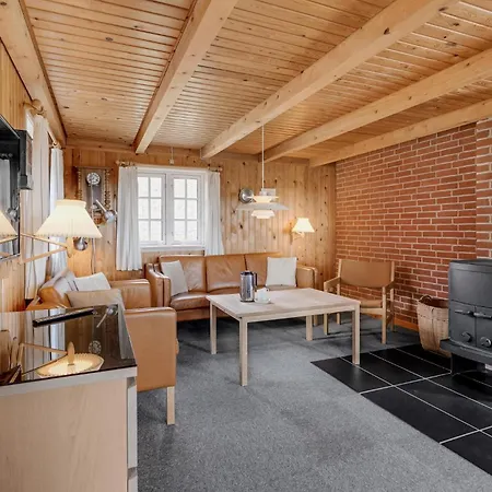 4 Bedroom Cozy In Fan *
